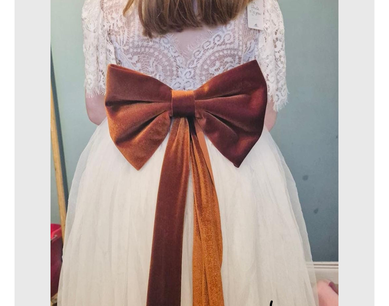 Dress bow